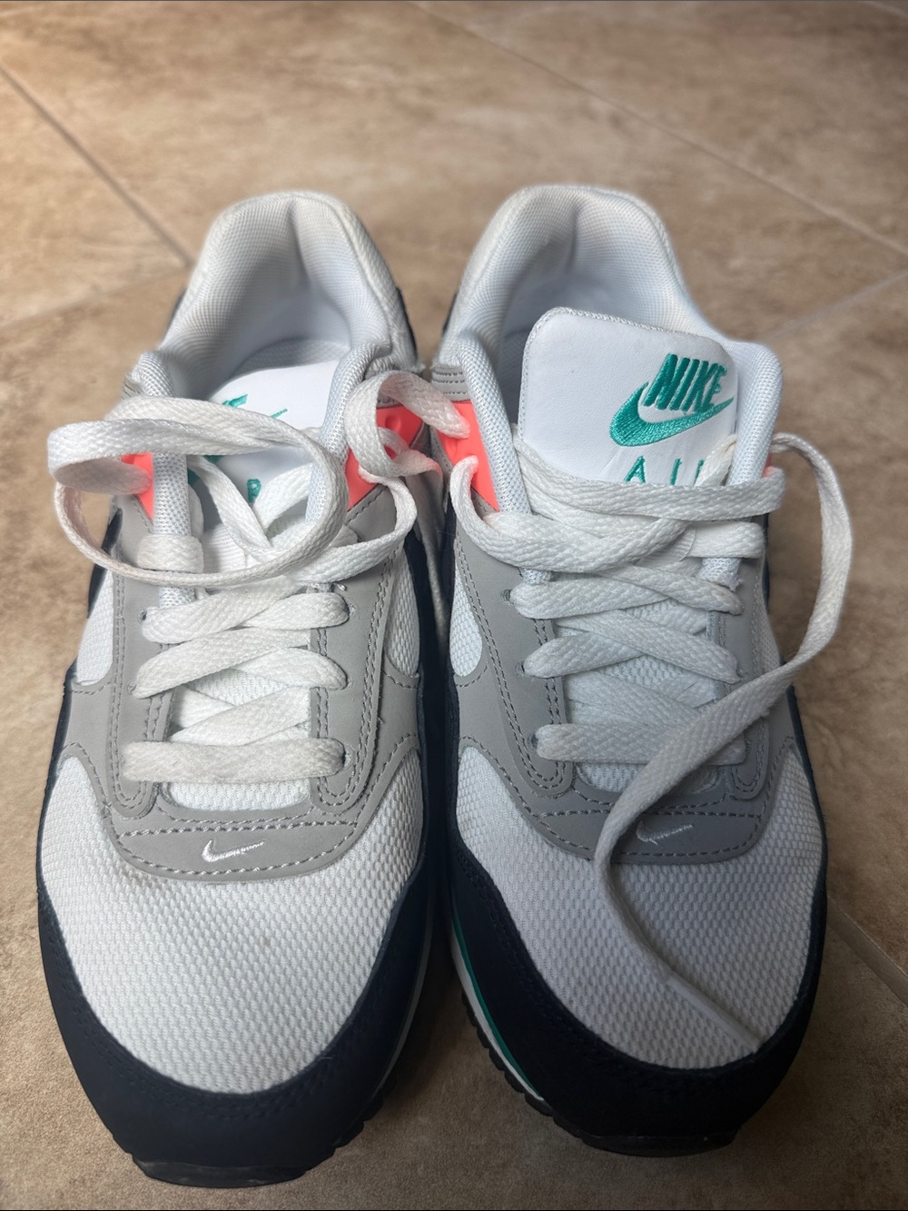 Nike White and Black Sneakers with Teal and Coral Accents - Picture 2 of 6
